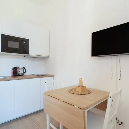Guesthost - Comfy Ca' Granda Mm5 * Mailand